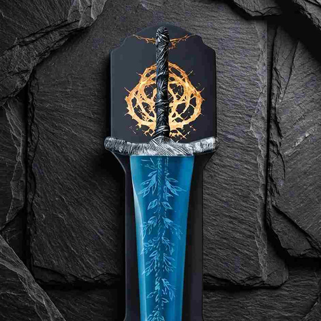 Dark Moon Greatsword Moonlight Sword