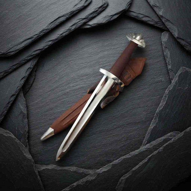 5 Lobe Viking Dagger Replica